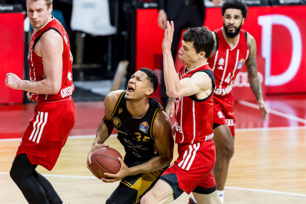 还锻炼了自 还锻炼了自