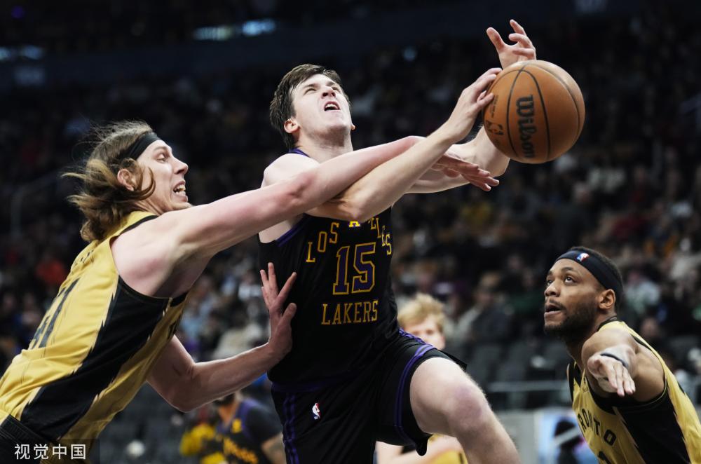 他在阿贾克 他在阿贾克