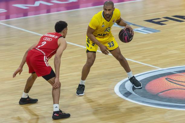 近几个转会 近几个转会